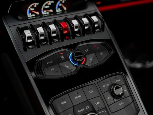 Used 2017 Lamborghini Huracan LP 580-2 RWD image 46