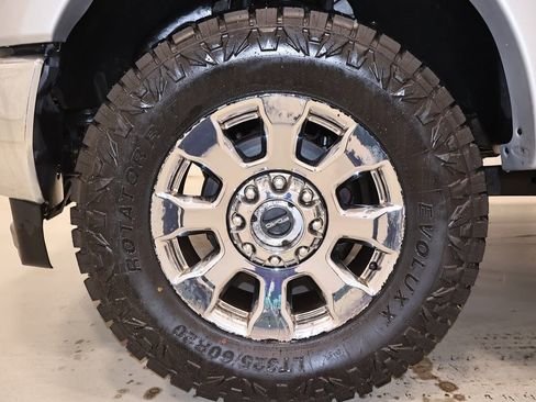 Used 2018 Ford F350 Lariat w/ Lariat Ultimate Package image 48