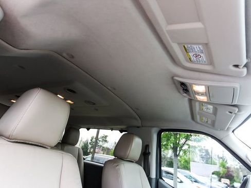 Used 2016 Nissan NV 3500 SL RWD image 38