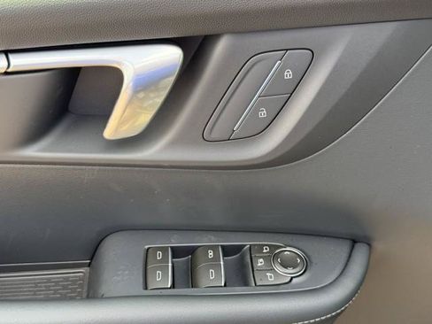 New 2026 Buick Enclave Sport Touring FWD image 19