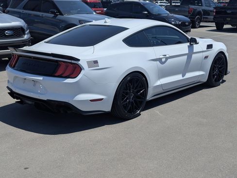 Used 2022 Ford Mustang GT Premium w/ GT Performance Package RWD image 2