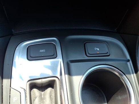 Used 2022 Chevrolet Equinox LT AWD/4WD image 29