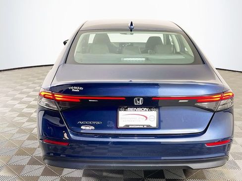 Used 2023 Honda Accord EX image 7