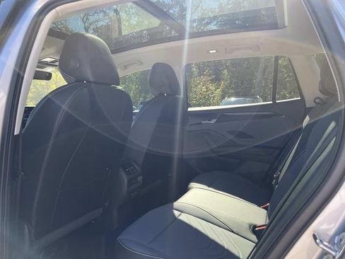 New 2026 Volkswagen Tiguan SE FWD image 22