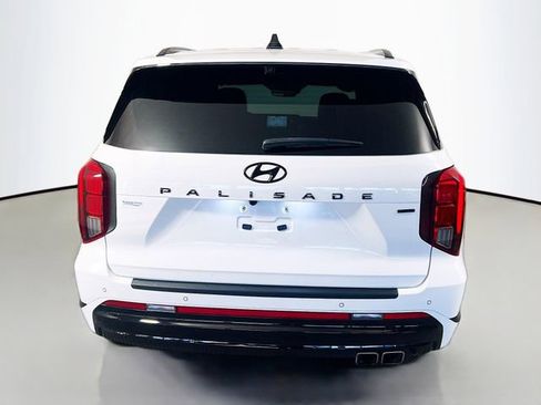 Used 2024 Hyundai Palisade Calligraphy image 6