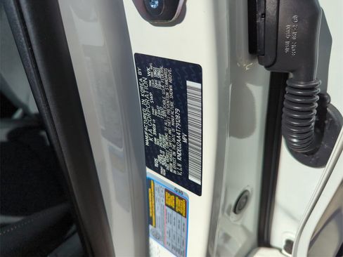 New 2026 Kia Carnival LXS image 32