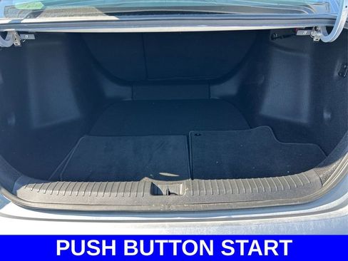 Used 2025 Honda Accord Touring image 11