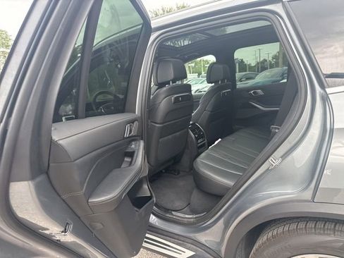 Used 2025 BMW X5 xDrive50e AWD/4WD image 15
