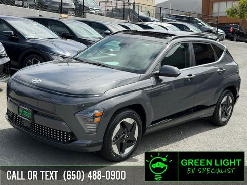 Used 2024 Hyundai Kona Limited FWD image 1