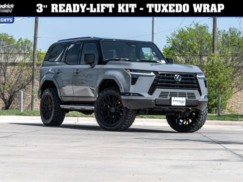 Used 2026 Lexus GX 550 w/ Accessory Package (2T) image 2