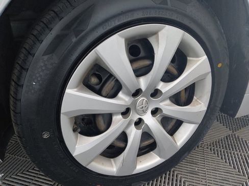 Used 2022 Toyota Corolla LE FWD image 31