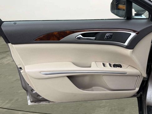 Used 2016 Lincoln MKZ Hybrid w/ Equipment Group 600A Reserve image 9