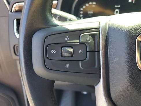 Used 2023 GMC Yukon XL SLE RWD image 11