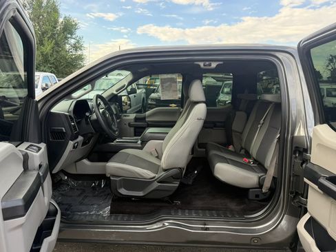 Used 2017 Ford F150 XL w/ Equipment Group 101A Mid RWD image 14