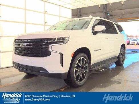 Certified 2023 Chevrolet Suburban RST w/ Luxury Package image 1