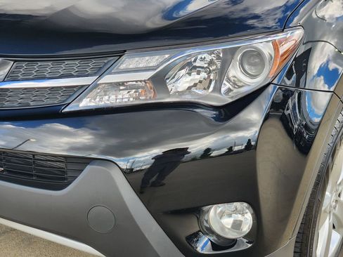 Used 2014 Toyota RAV4 XLE FWD image 9