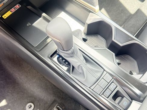 Used 2026 Toyota Camry SE FWD image 18