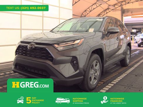 Used 2025 Toyota RAV4 XLE FWD image 1