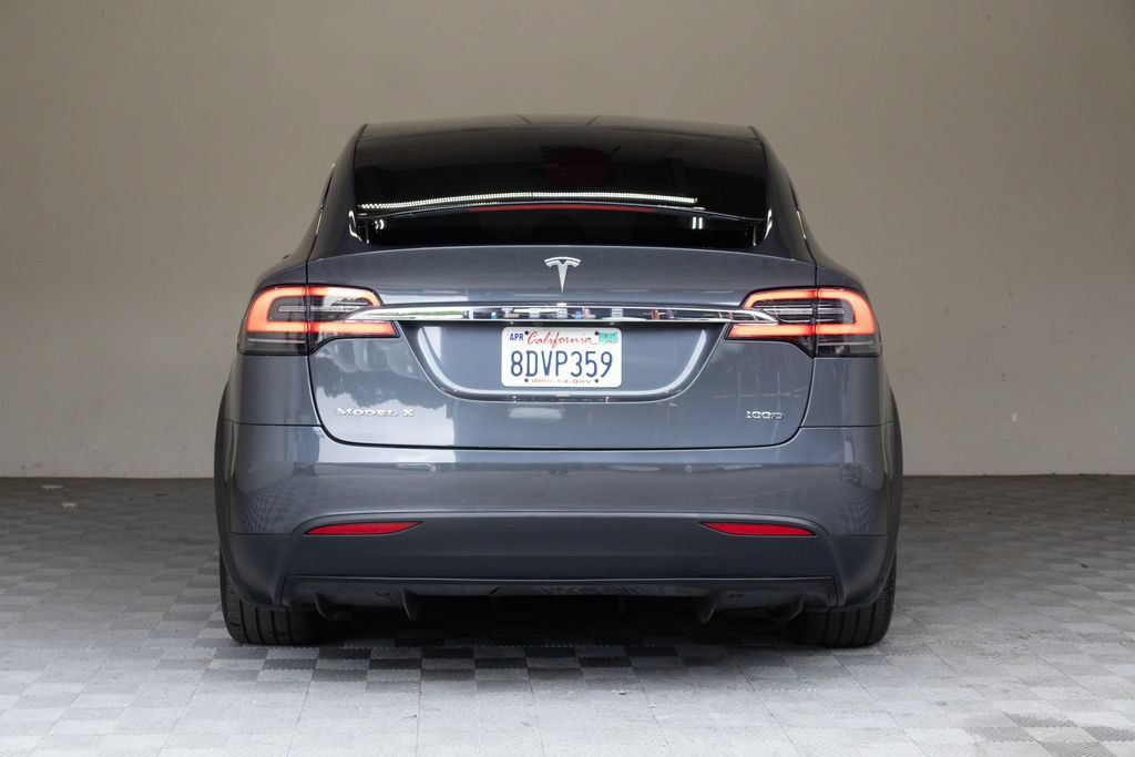 Used 2018 Tesla Model X 100D AWD/4WD image 11