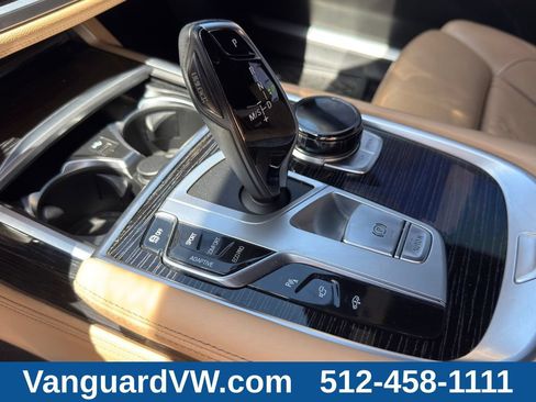Used 2022 BMW 750i xDrive w/ Executive Package AWD/4WD image 14