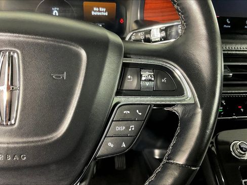 Used 2023 Lincoln Nautilus Reserve AWD/4WD image 29
