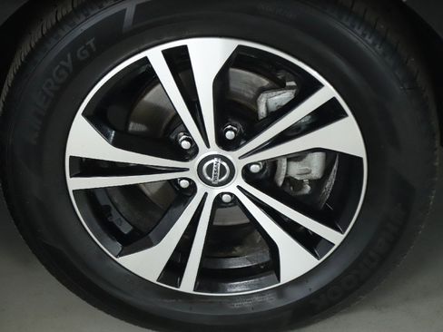 Used 2023 Nissan Sentra SV w/ All-Weather Package image 10