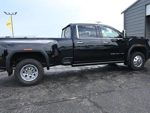 Used 2026 GMC Sierra 3500 Denali Ultimate AWD/4WD image 6