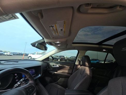 Used 2022 Buick Envision Preferred w/ Sport Touring Package image 4