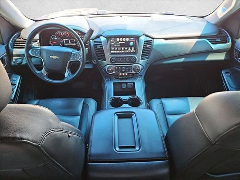 Used 2020 Chevrolet Tahoe LT w/ Texas Edition Package AWD/4WD image 17