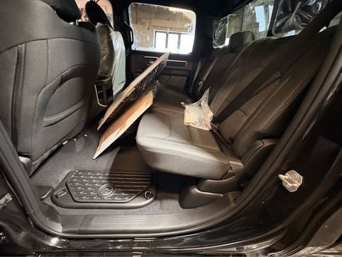 New 2026 RAM 1500 Big Horn AWD/4WD image 8