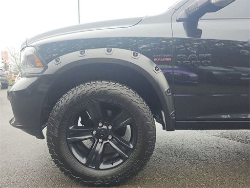 Used 2015 RAM 1500 Sport w/ Black Ram 1500 Sport Group image 27