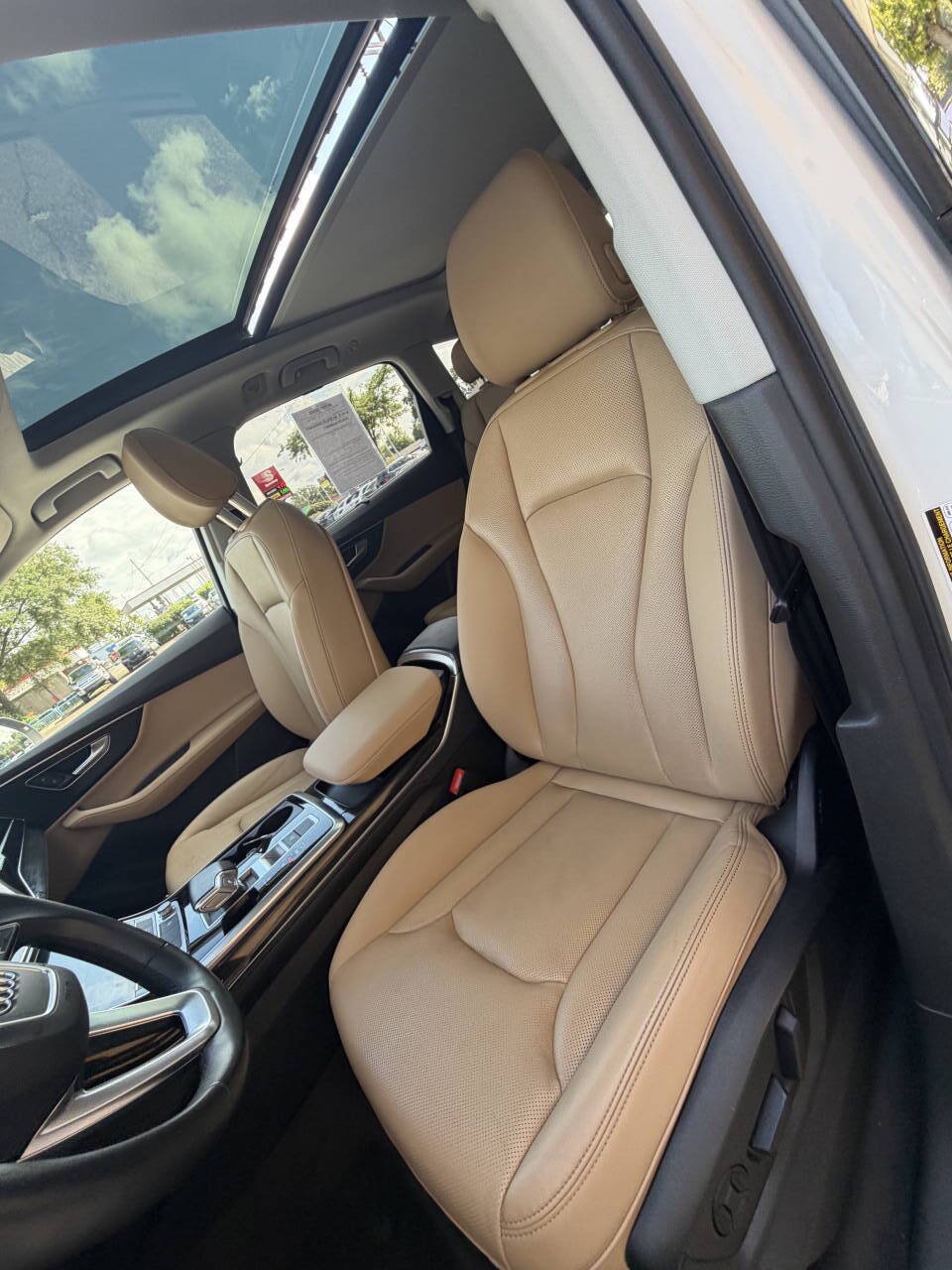 Used 2023 Audi Q7 3.0T Premium Plus w/ Premium Plus Package AWD/4WD image 20
