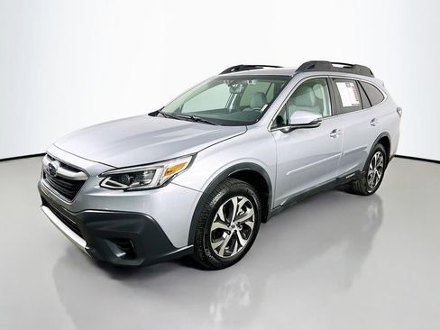 Used 2020 Subaru Outback Limited w/ Popular Package #2 AWD/4WD image 3