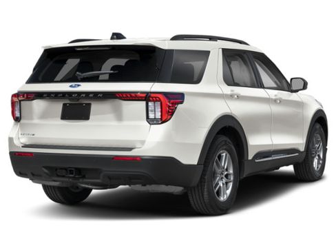 New 2026 Ford Explorer Active AWD/4WD image 2