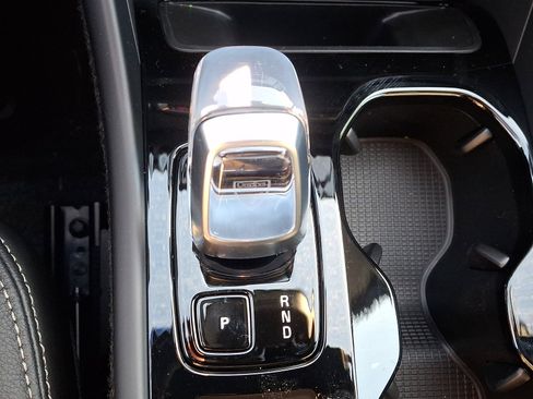 New 2026 Volvo XC40 B5 Plus w/ Protection Package Premier image 7