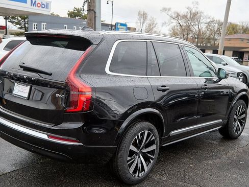 New 2025 Volvo XC90 B6 Core w/ Protection Package Premier image 9
