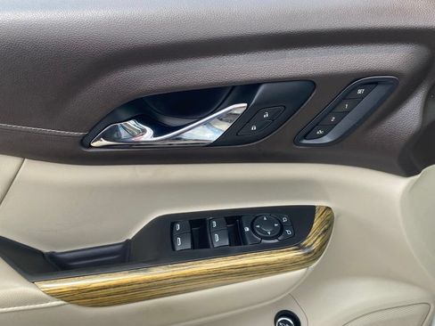 Used 2019 GMC Acadia Denali FWD image 24
