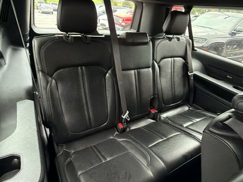 Used 2024 Jeep Wagoneer L 2WD w/ Premium Group I image 22