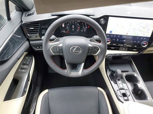 Used 2024 Lexus NX 250 FWD w/ Premium Package image 15