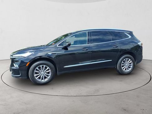 Certified 2023 Buick Enclave Essence AWD/4WD image 8