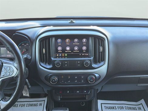 Used 2019 Chevrolet Colorado LT w/ LT Convenience Package AWD/4WD image 18