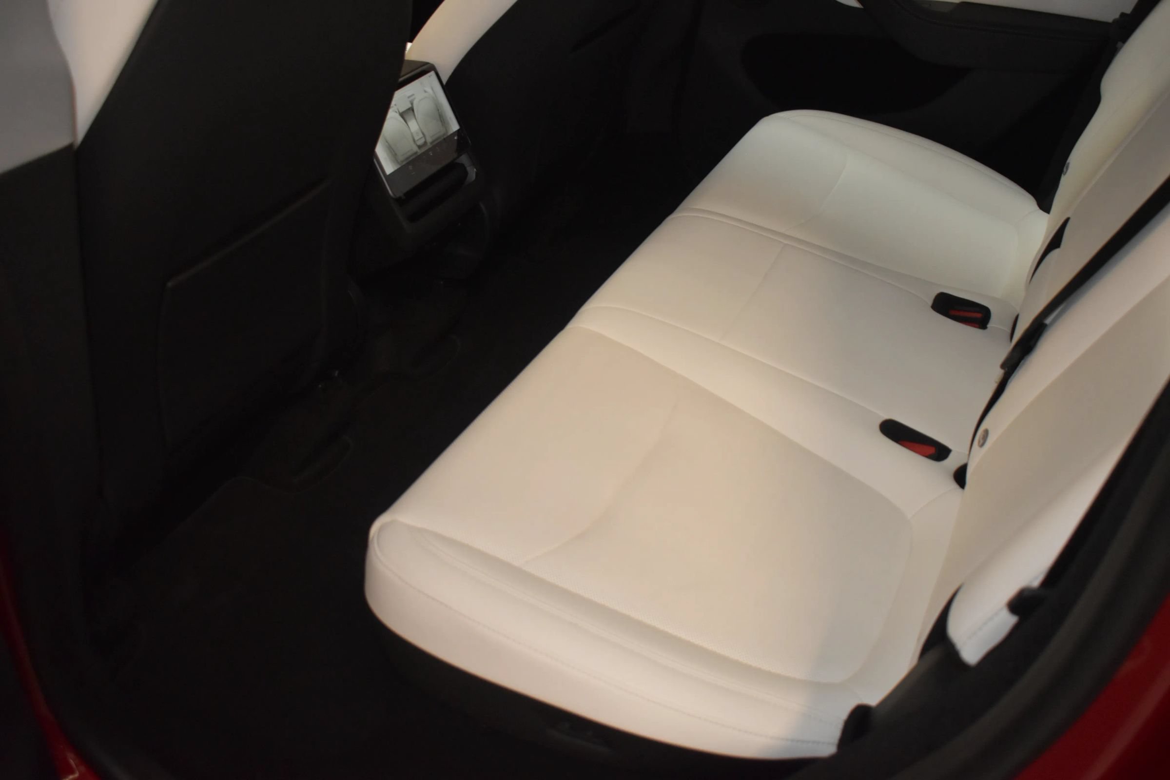 Used 2026 Tesla Model Y Long Range RWD image 12