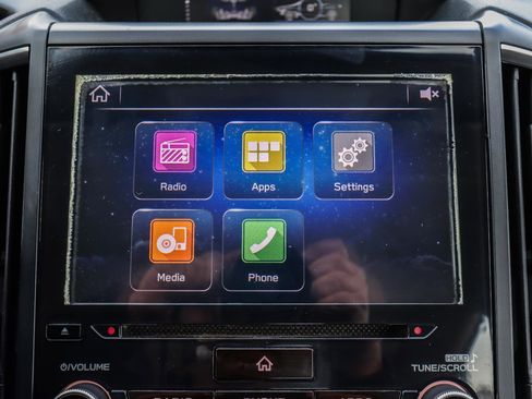 Used 2018 Subaru Impreza 2.0i Limited image 9