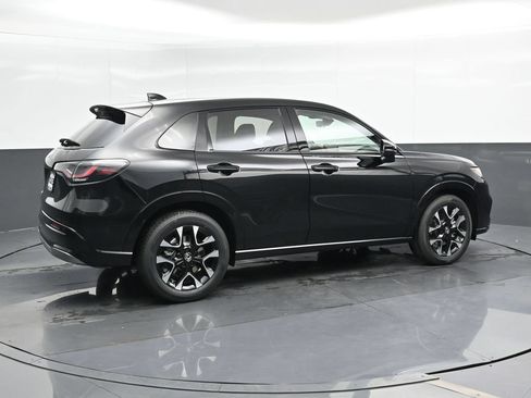 Used 2026 Honda HR-V EX-L image 3