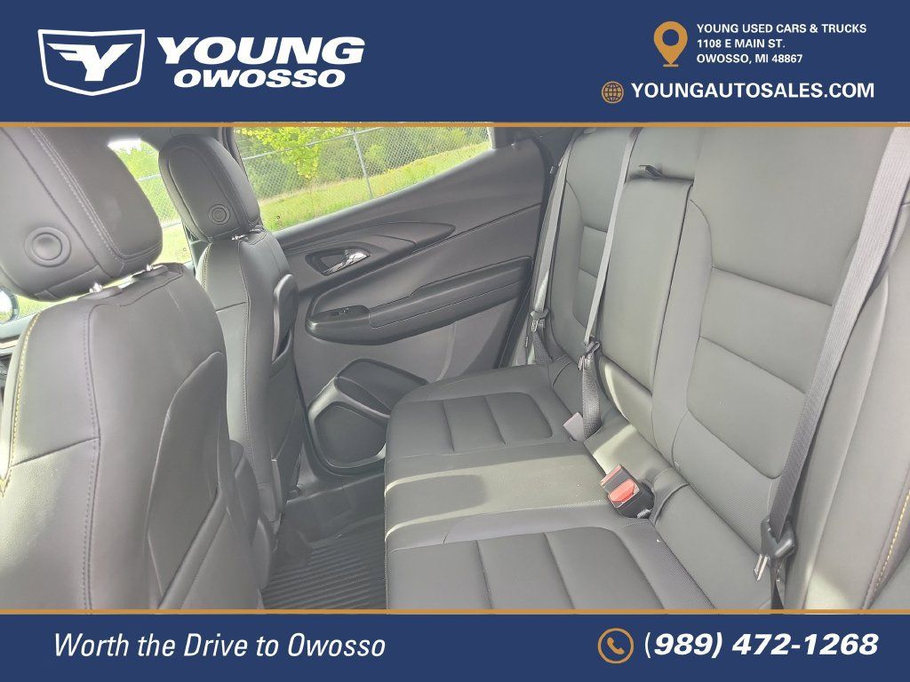 Used 2025 Chevrolet TrailBlazer ACTIV w/ Driver Confidence Package FWD image 28