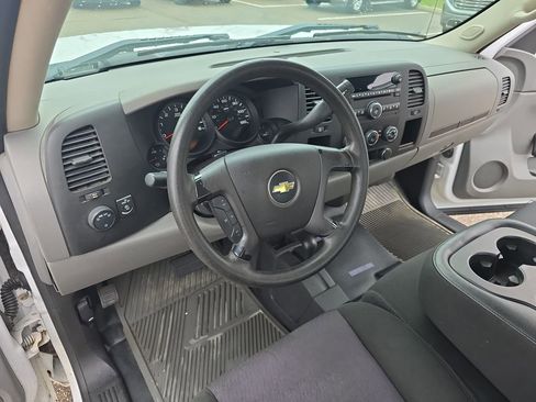 Used 2013 Chevrolet Silverado 1500 W/T image 16