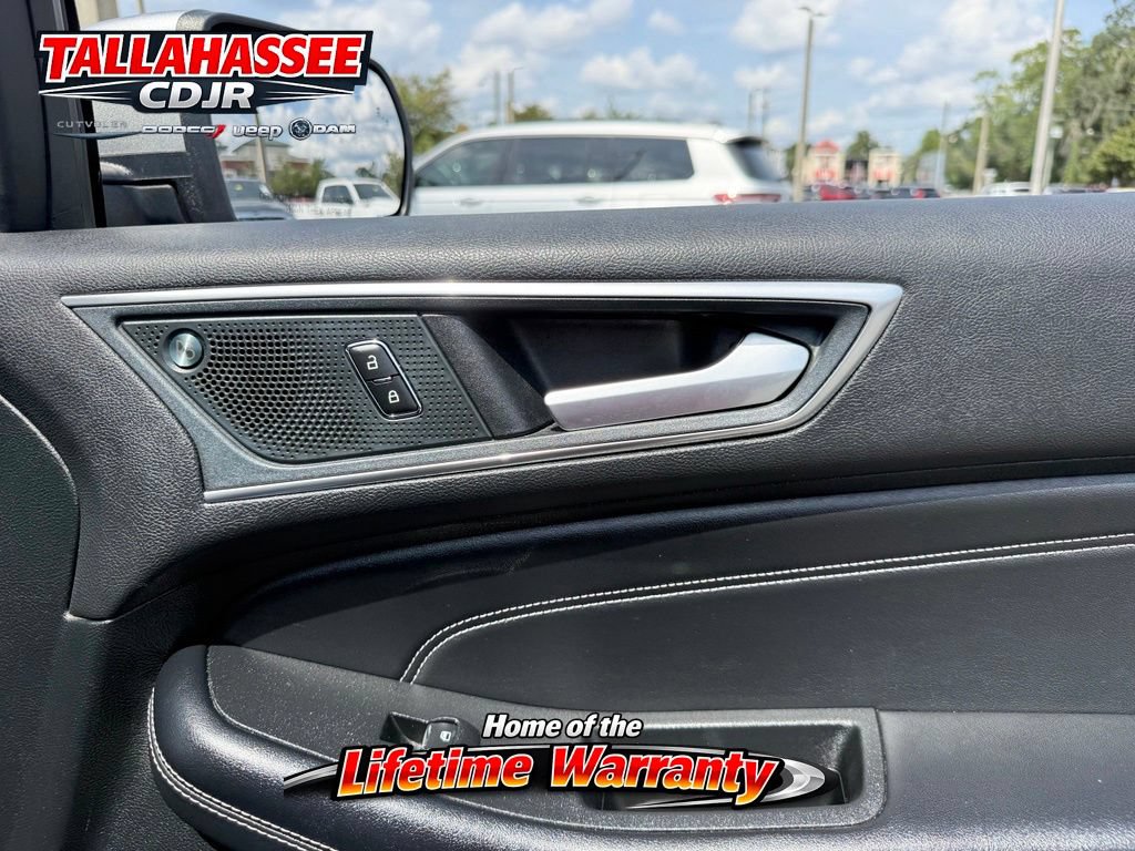 Used 2024 Ford Edge Titanium AWD/4WD image 37