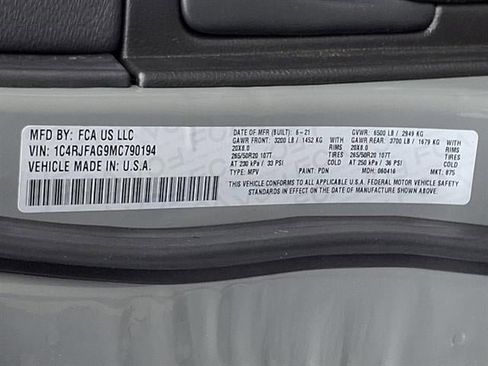 Used 2021 Jeep Grand Cherokee Laredo X image 30