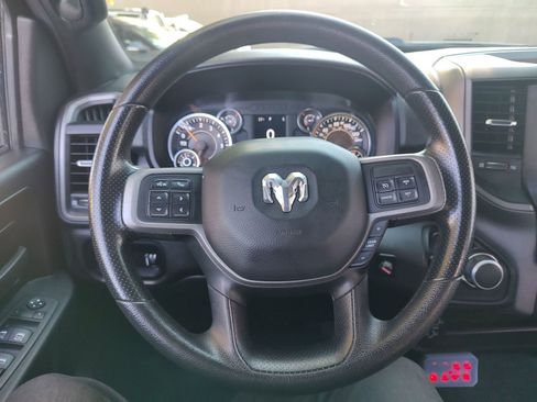 Used 2022 RAM 3500 Tradesman image 11