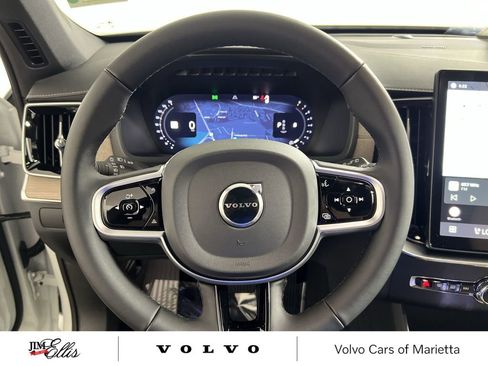 New 2026 Volvo XC90 B6 Plus w/ Protection Package Premier image 11